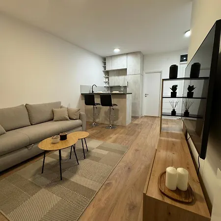 Apartment Apartman V Park *